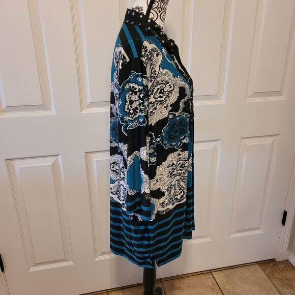 Maria Gabrielle woman's 2X tunic top - Picture 2 of 8